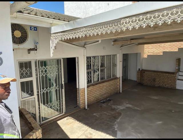 3 BEDROOM HOUSE FOR SALE IN SHASTRI PARK